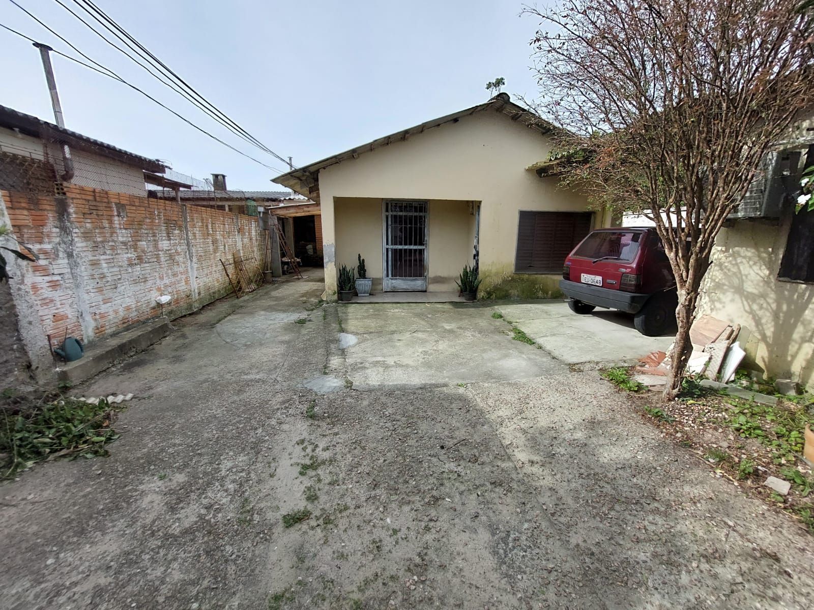 Casa à venda com 3 quartos, 118m² - Foto 2
