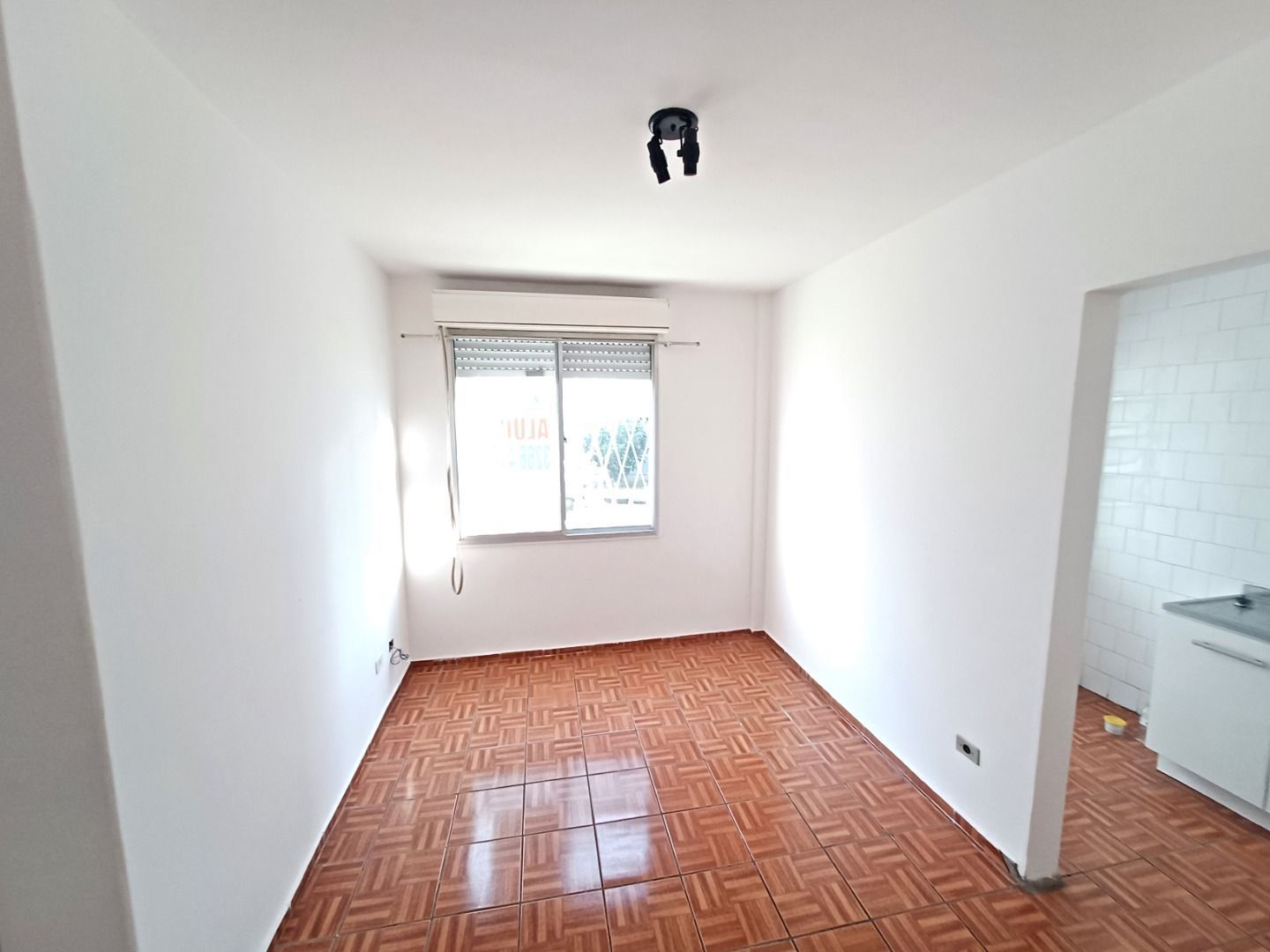 Apartamento para alugar com 1 quarto, 38m² - Foto 2