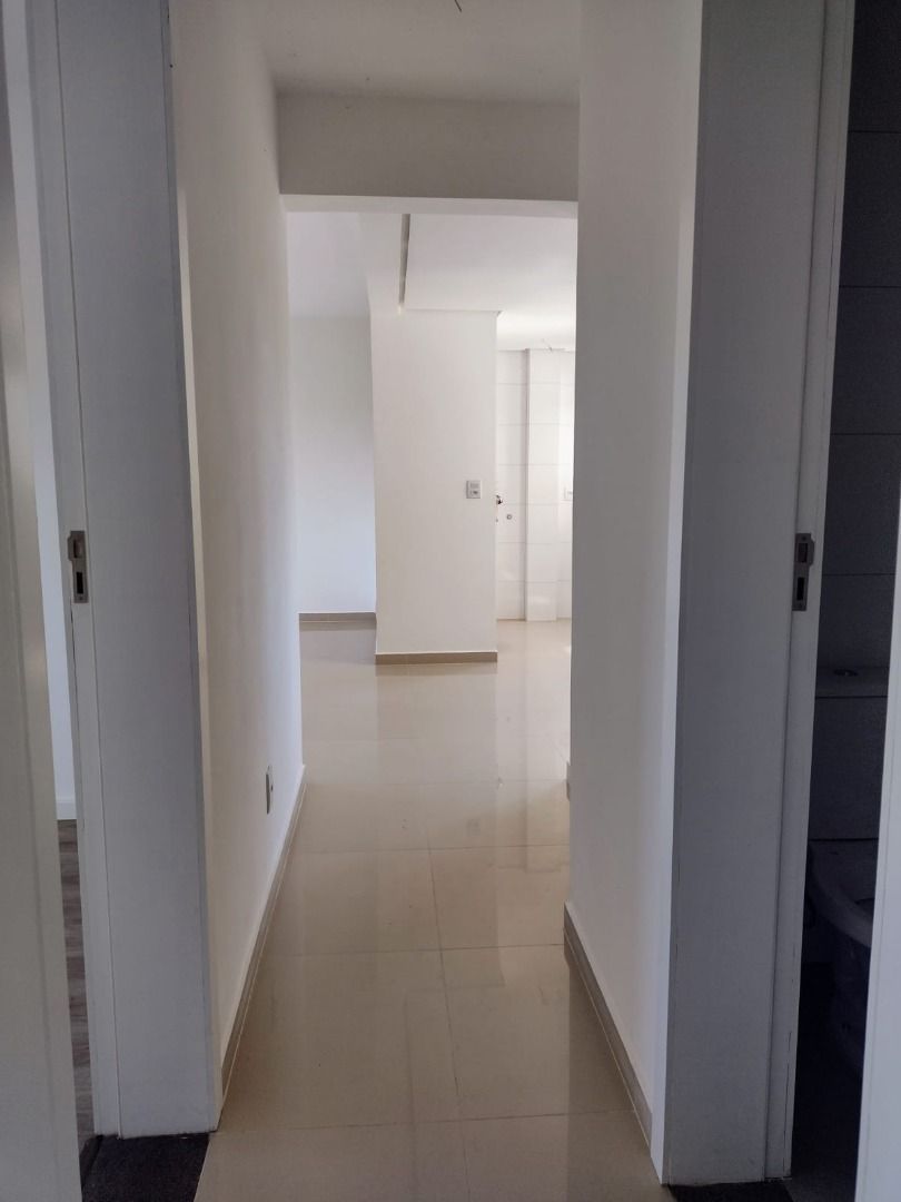 Apartamento à venda com 2 quartos, 86m² - Foto 17