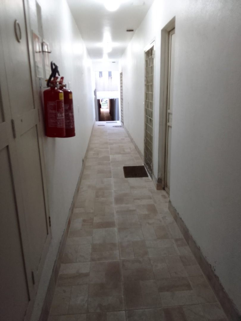 Apartamento à venda com 1 quarto, 43m² - Foto 7