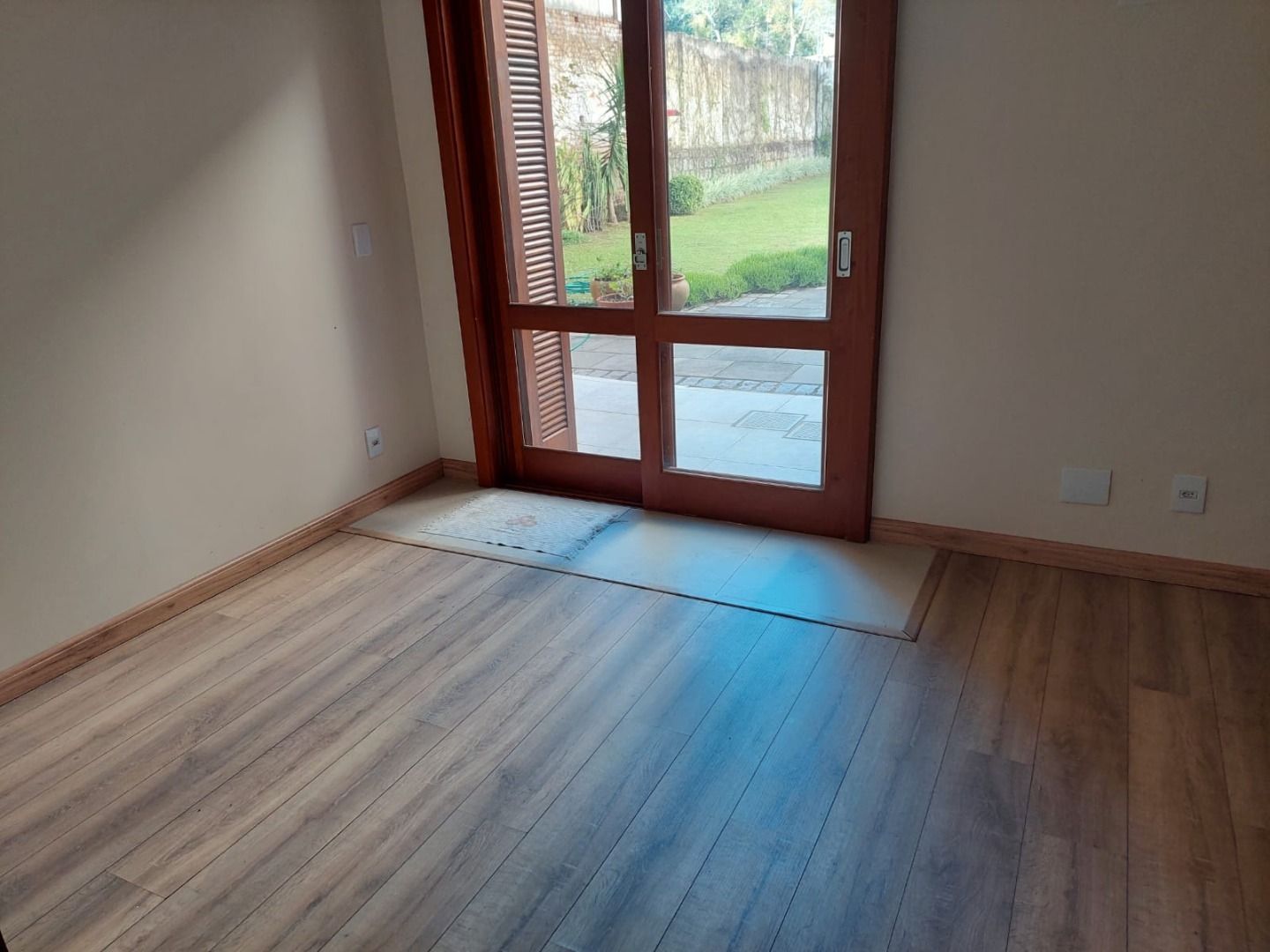 Apartamento à venda com 2 quartos, 69m² - Foto 6