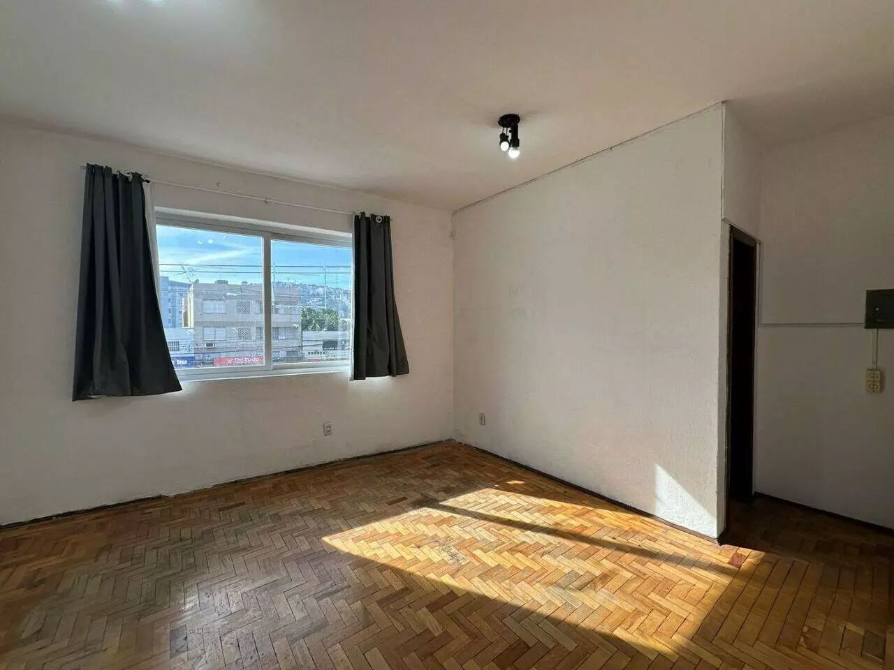 Conjunto Comercial-Sala para alugar com 1 quarto, 25m² - Foto 5