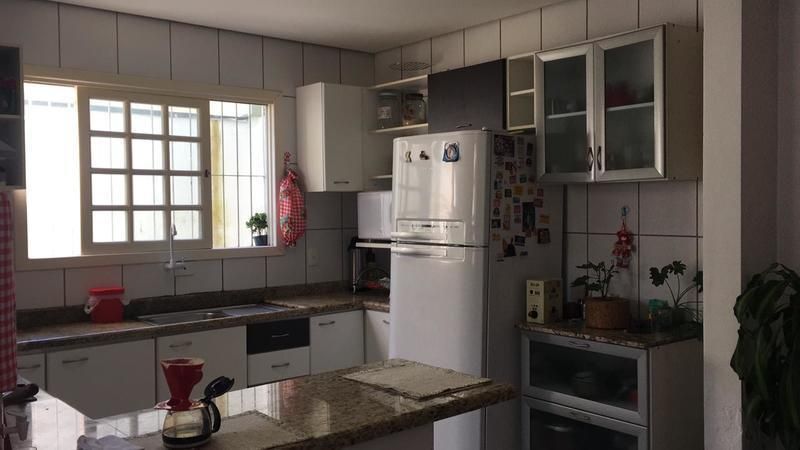 Casa à venda com 3 quartos, 150m² - Foto 9