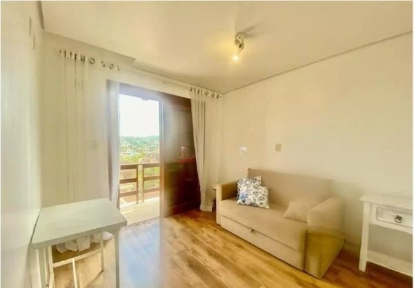 Casa à venda com 3 quartos, 239m² - Foto 6