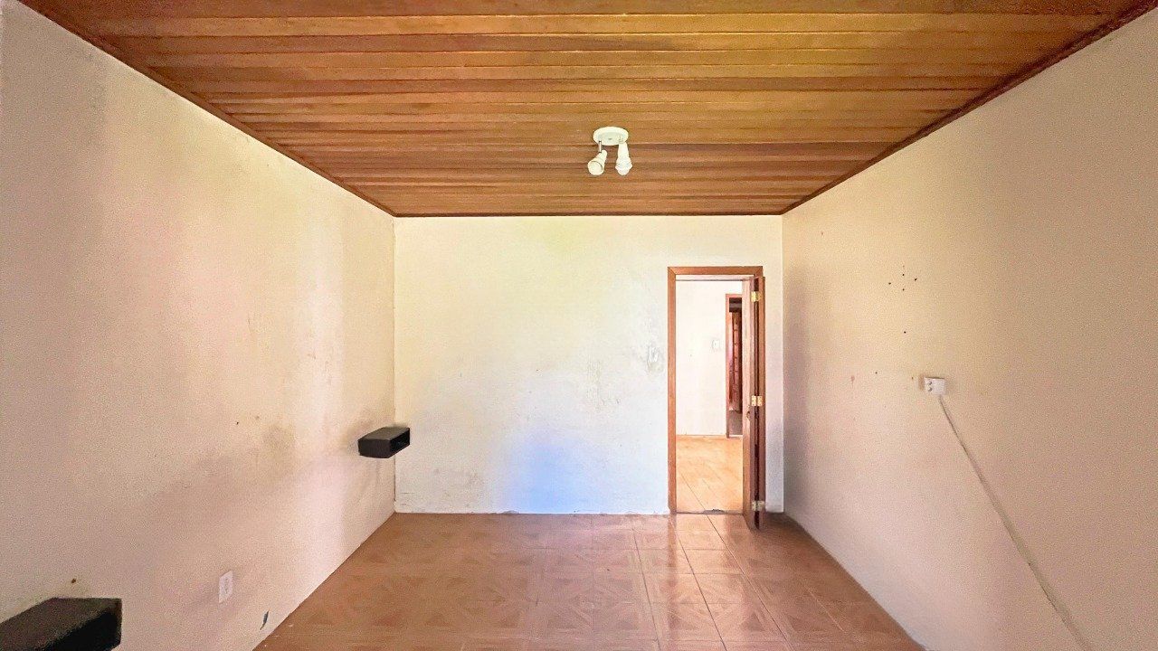 Casa à venda com 6 quartos, 344m² - Foto 33
