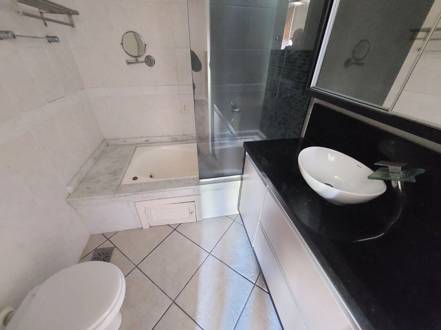Casa para alugar com 3 quartos, 210m² - Foto 31