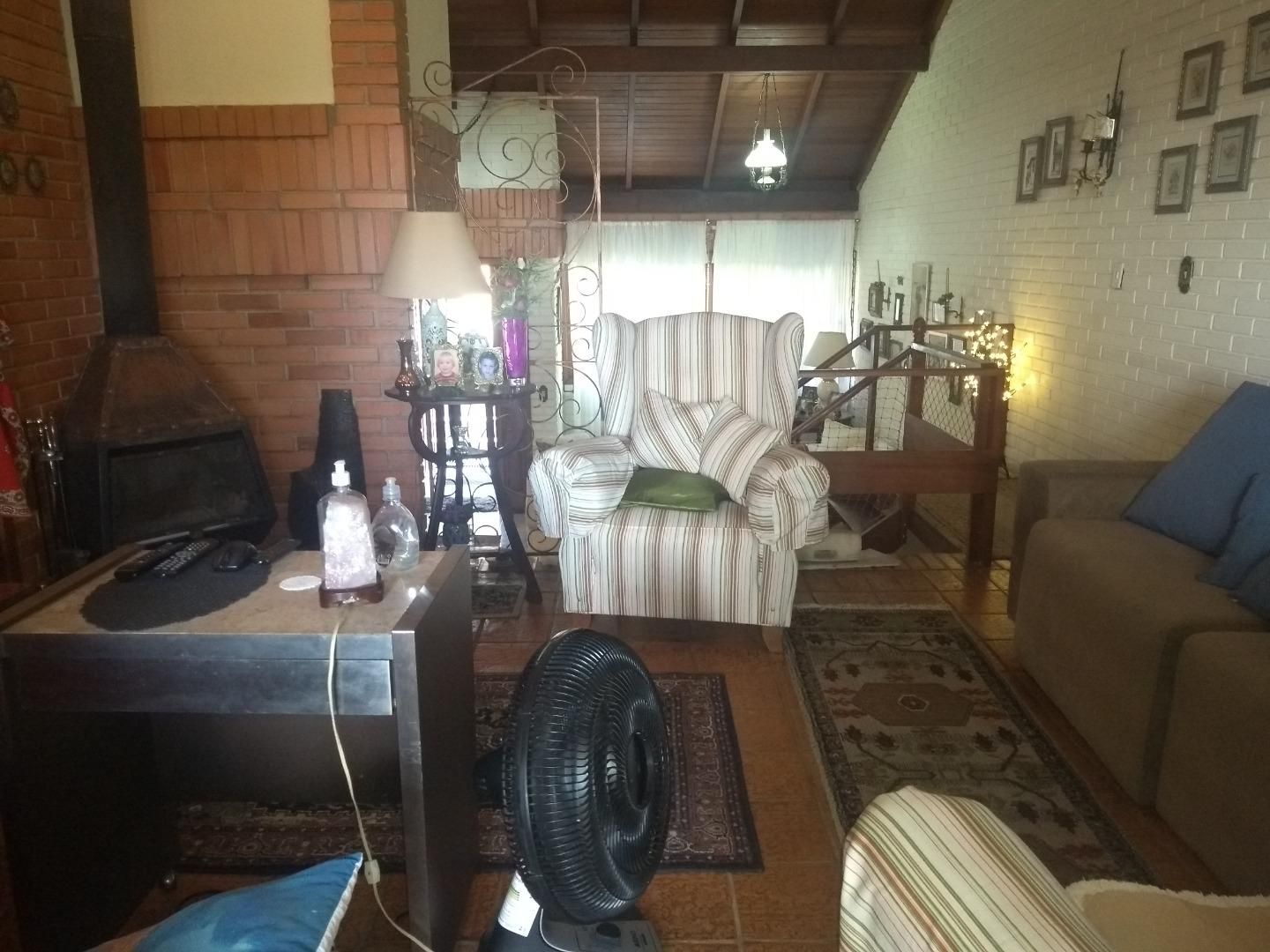 Casa à venda com 5 quartos, 288m² - Foto 6