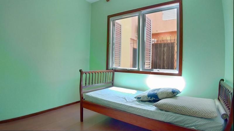 Casa à venda com 4 quartos, 200m² - Foto 6