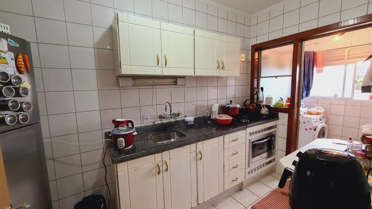 Apartamento à venda com 2 quartos, 62m² - Foto 14