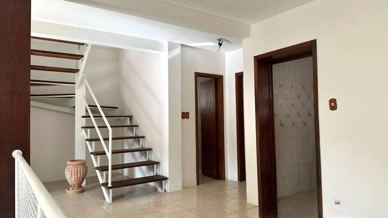 Casa, 3 quartos, 250 m² - Foto 13