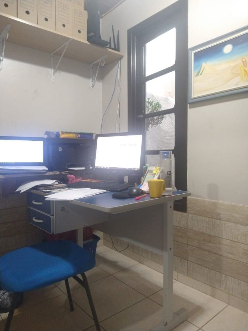 Casa à venda com 4 quartos, 245m² - Foto 12