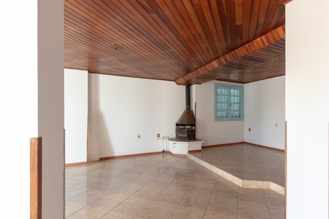 Casa, 4 quartos, 269 m² - Foto 3