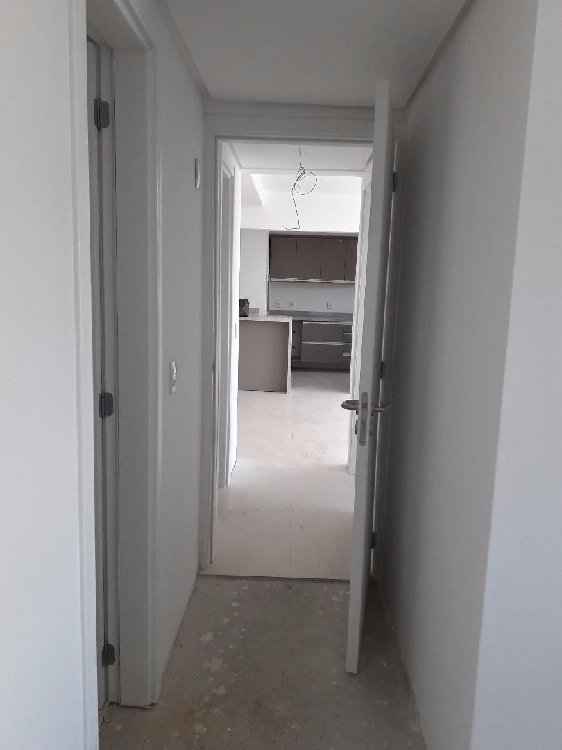 Apartamento à venda com 2 quartos, 71m² - Foto 41