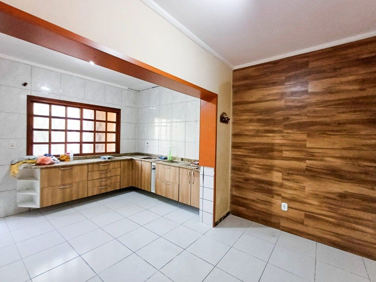 Casa, 3 quartos, 220 m² - Foto 6