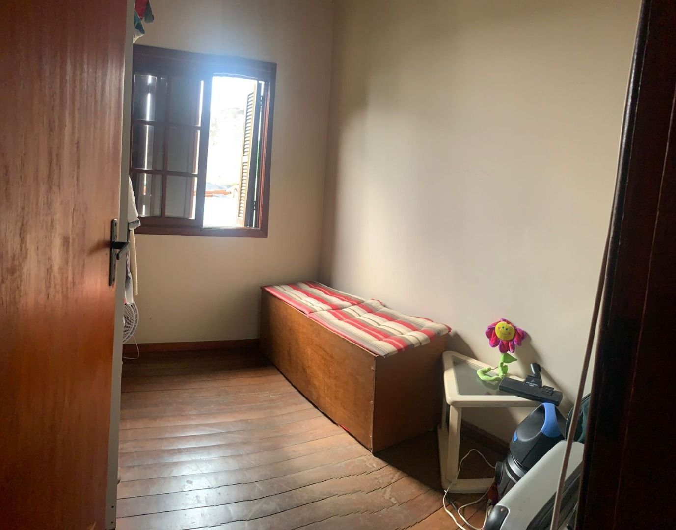 Casa à venda com 6 quartos, 247m² - Foto 16