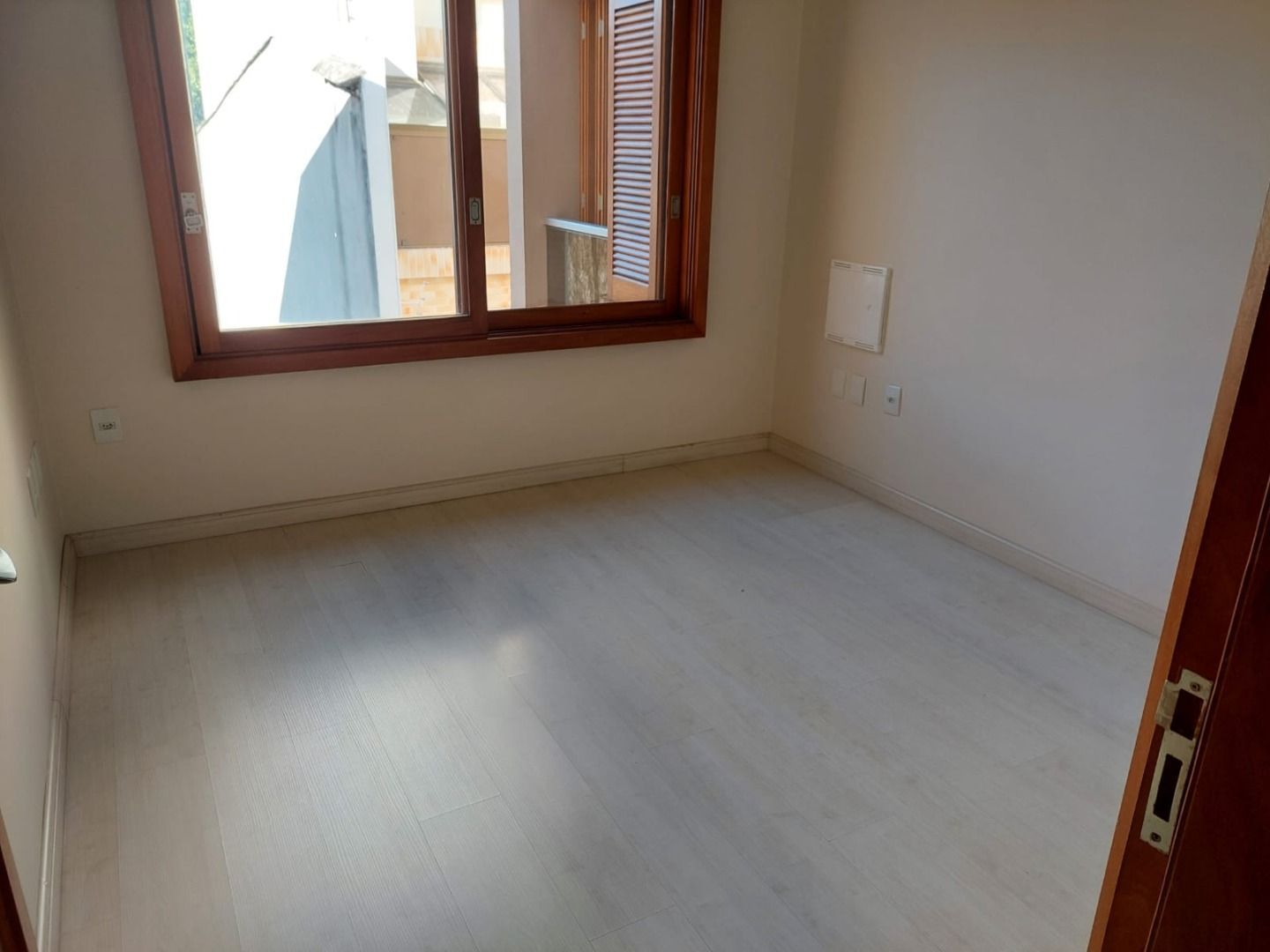 Apartamento à venda com 3 quartos, 122m² - Foto 11