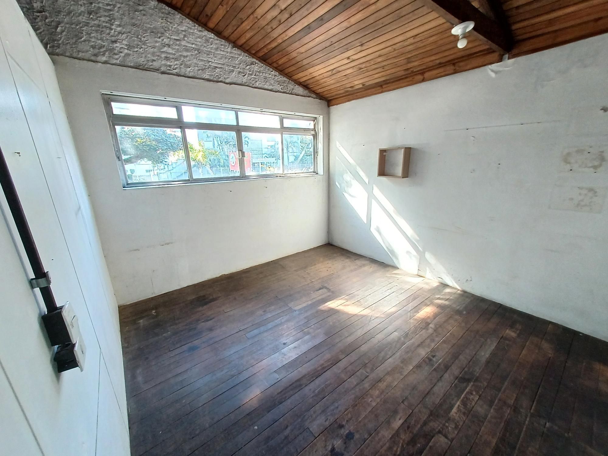 Depósito-Galpão-Armazém para alugar com 8 quartos, 435m² - Foto 20