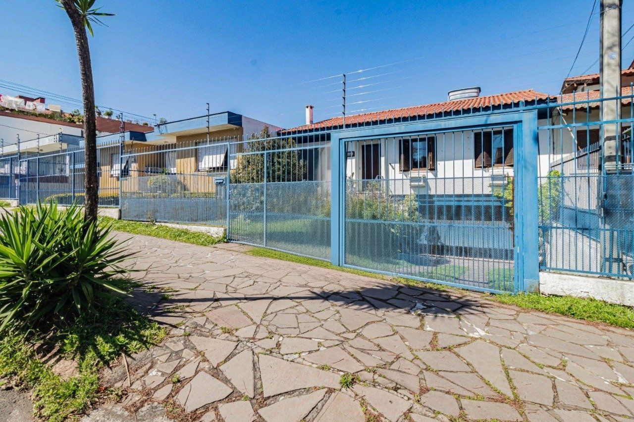 Casa, 3 quartos, 210 m² - Foto 1