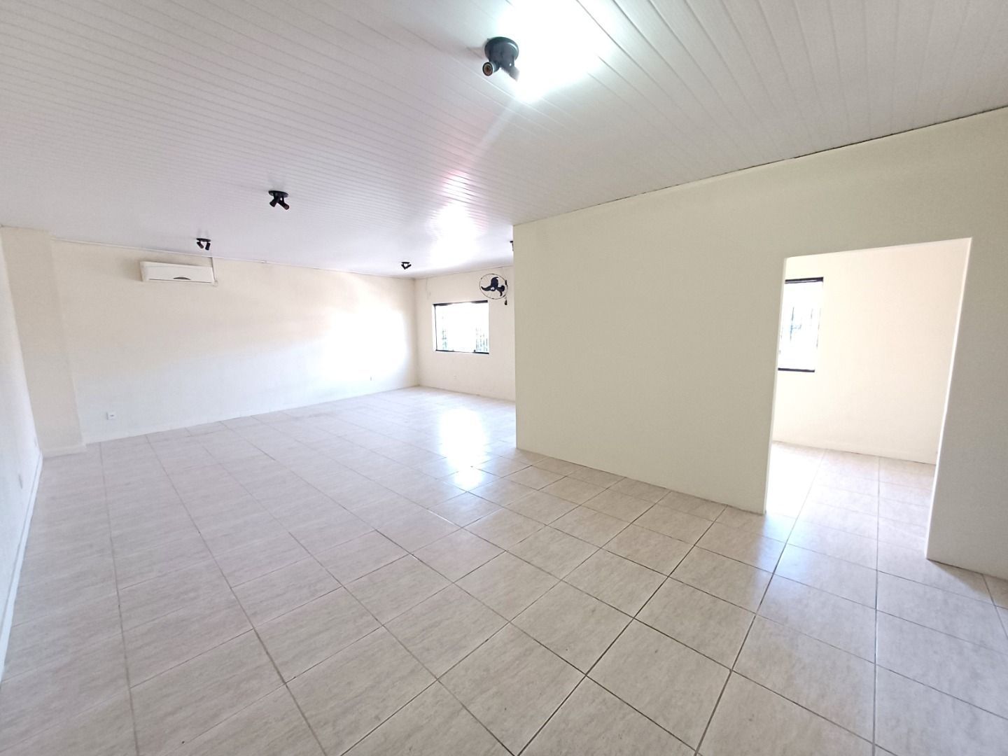 Loja-Salão, 70 m² - Foto 1