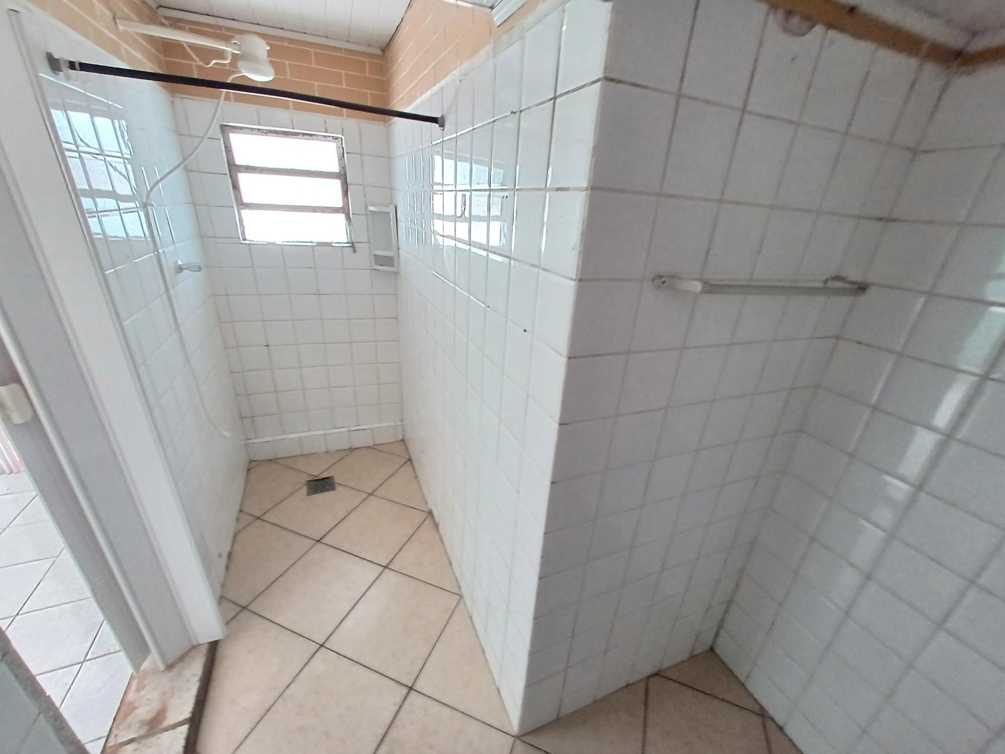 Depósito-Galpão-Armazém para alugar com 8 quartos, 435m² - Foto 48