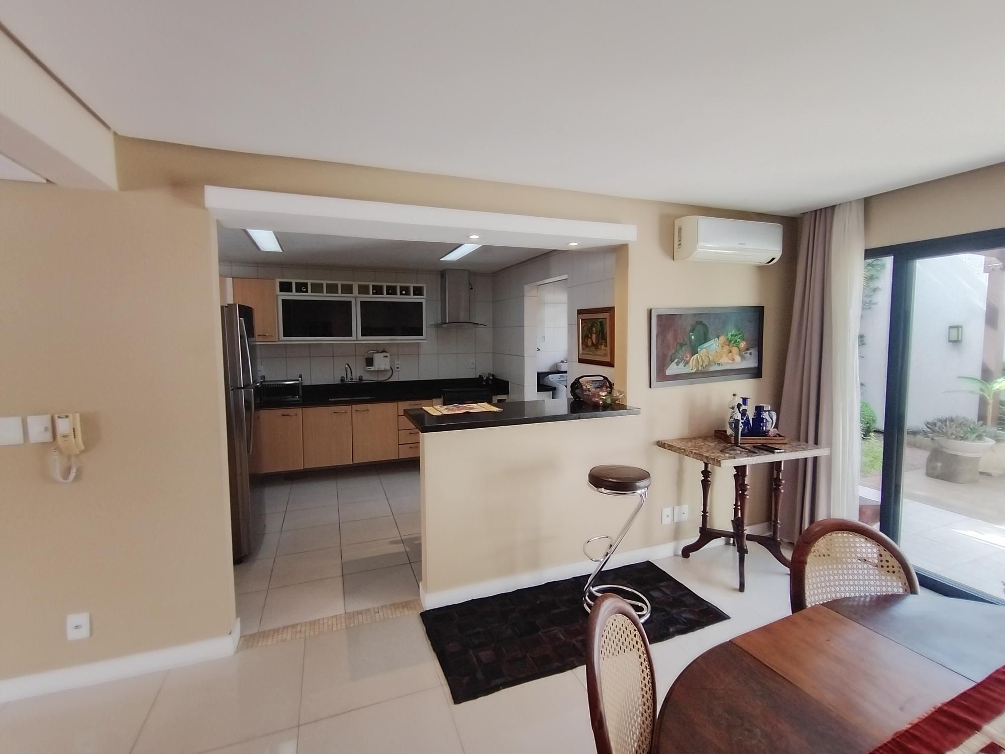 Casa, 3 quartos, 241 m² - Foto 5