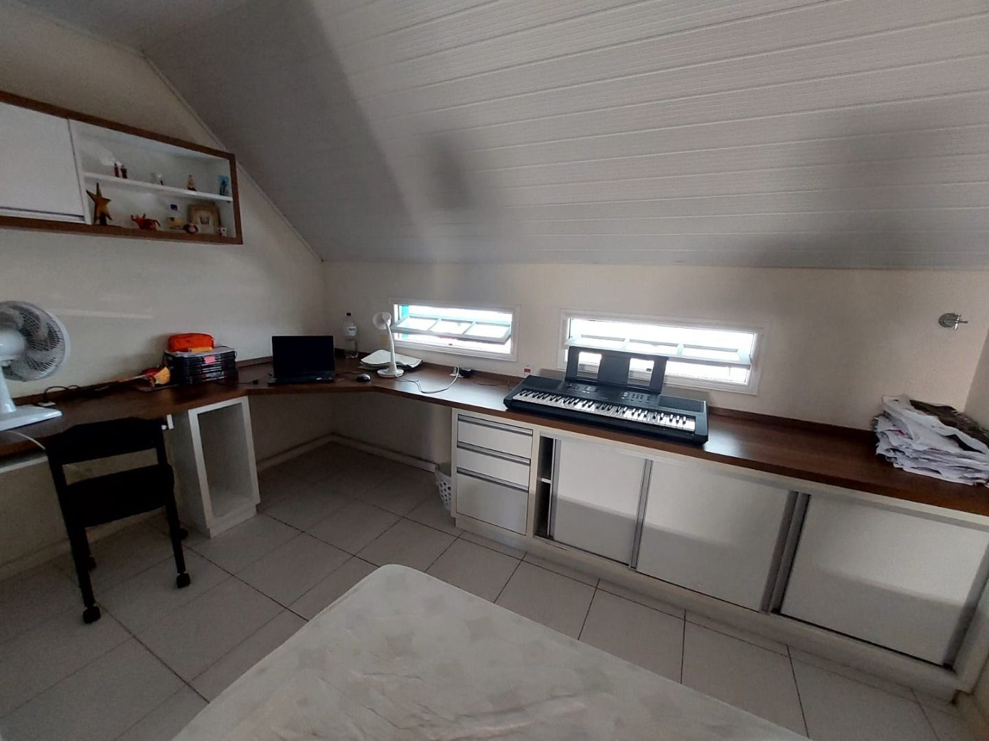 Casa à venda com 3 quartos, 92m² - Foto 18