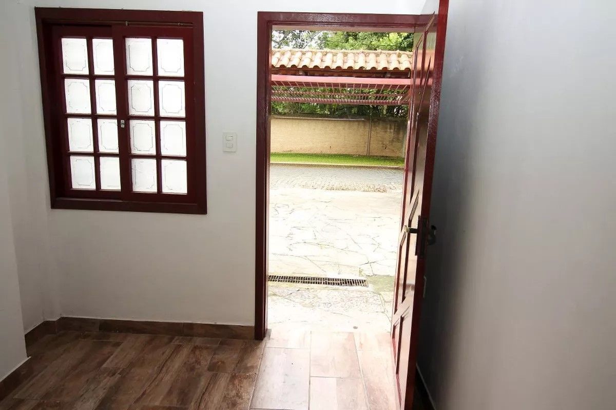 Casa, 4 quartos, 140 m² - Foto 2