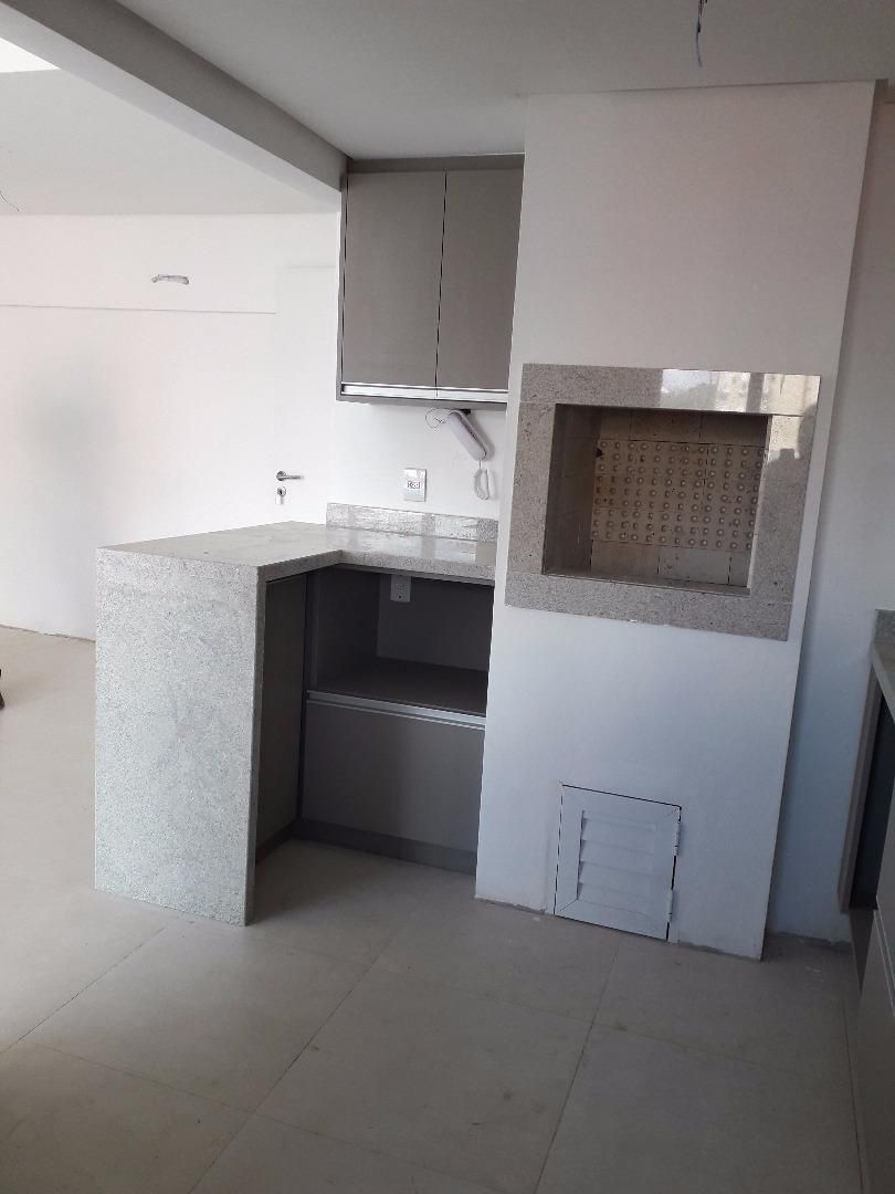 Apartamento à venda com 2 quartos, 71m² - Foto 32