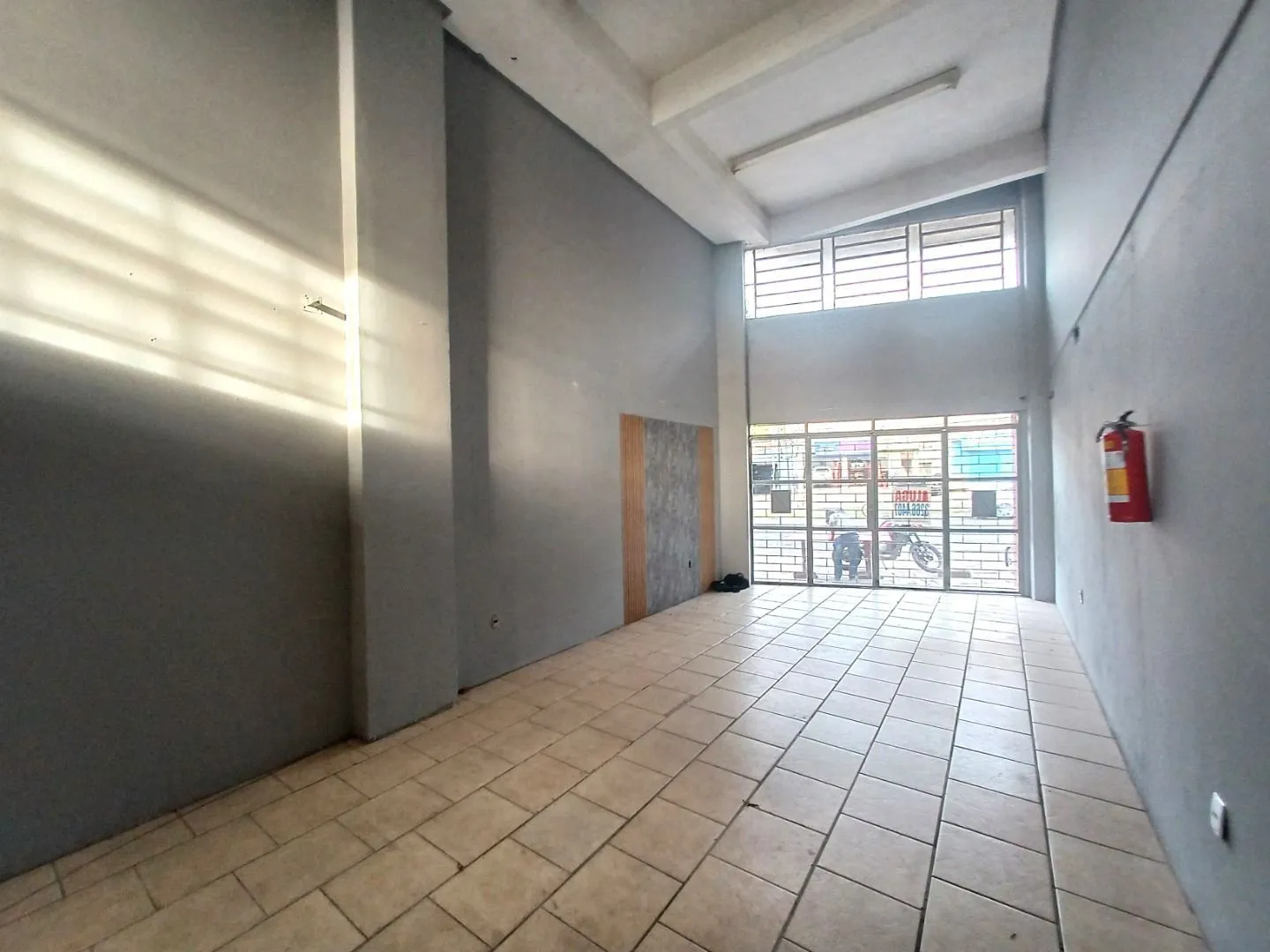 Loja-Salão, 110 m² - Foto 3