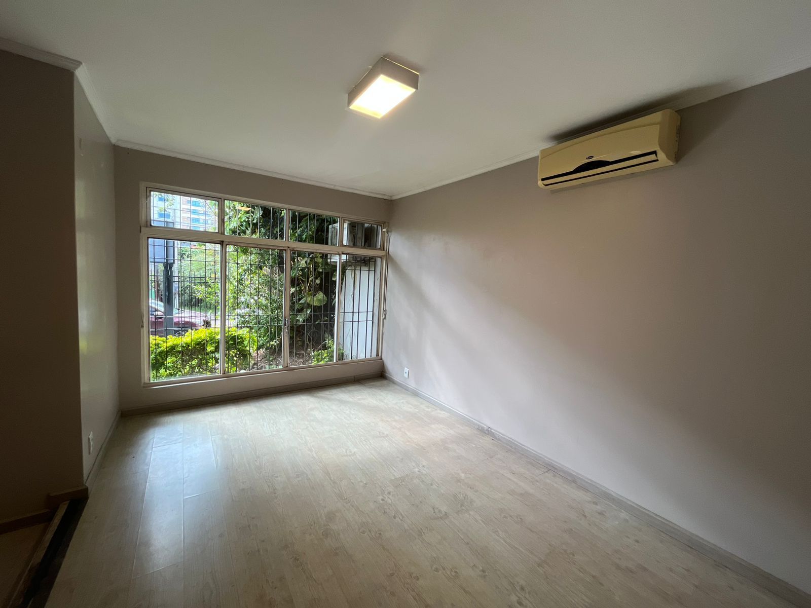 Casa, 6 quartos, 248 m² - Foto 10