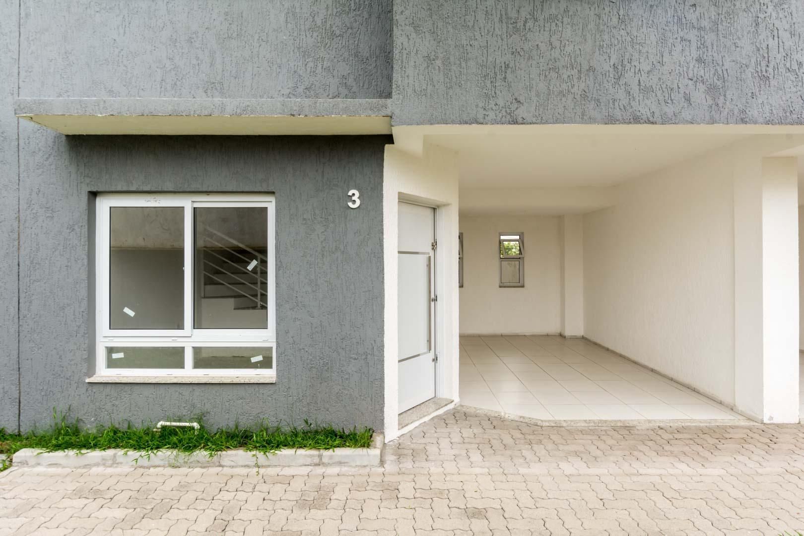 Casa à venda com 3 quartos, 116m² - Foto 3