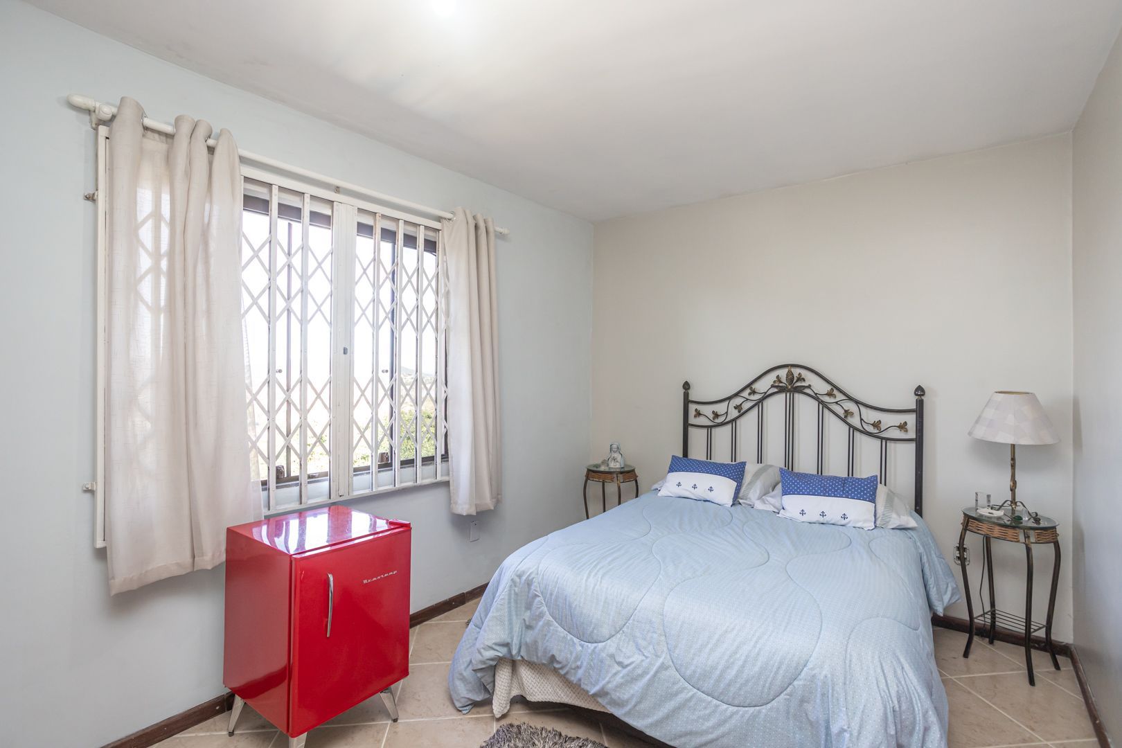 Casa para alugar com 4 quartos, 196m² - Foto 14