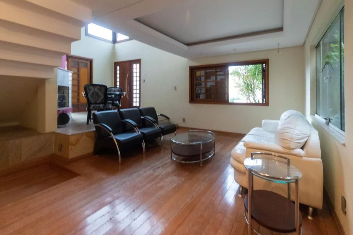 Casa, 5 quartos, 303 m² - Foto 2