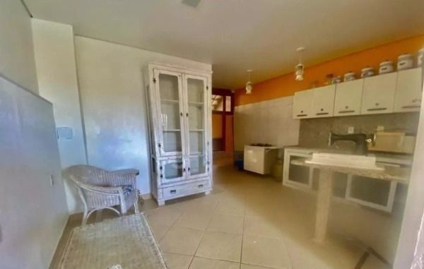 Casa à venda com 3 quartos, 239m² - Foto 8