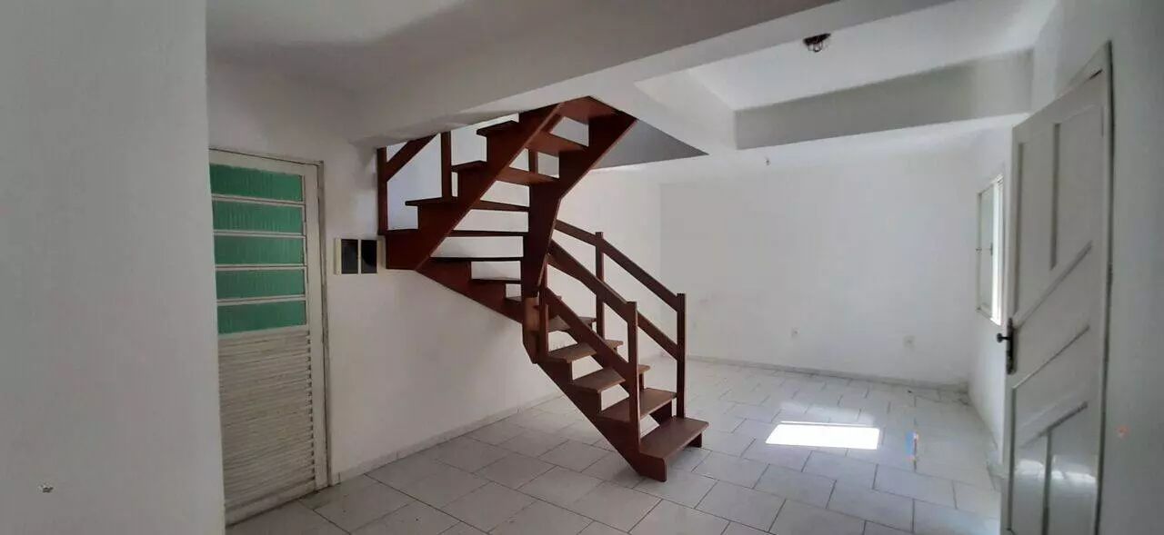 Casa, 2 quartos, 80 m² - Foto 2