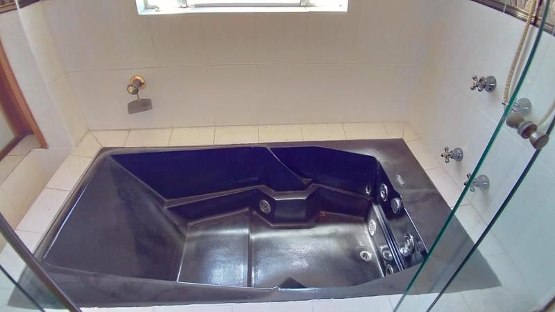 Casa à venda com 4 quartos, 200m² - Foto 36