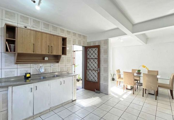 Casa, 4 quartos, 180 m² - Foto 22