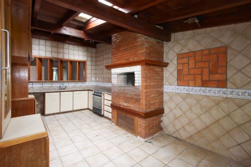 Casa para alugar com 3 quartos, 495m² - Foto 9
