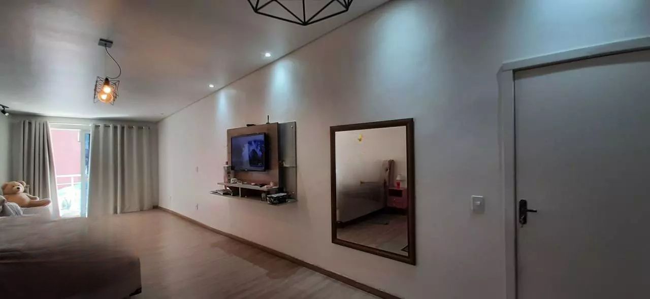 Casa, 4 quartos, 250 m² - Foto 4