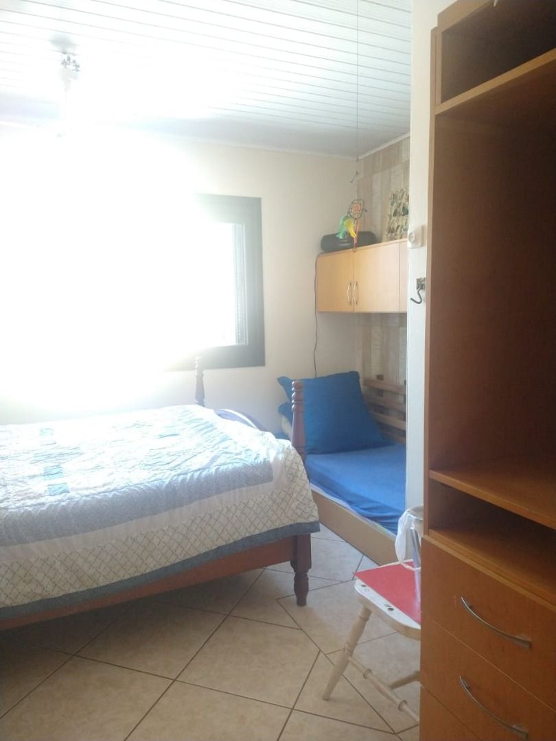 Casa à venda com 4 quartos, 245m² - Foto 18