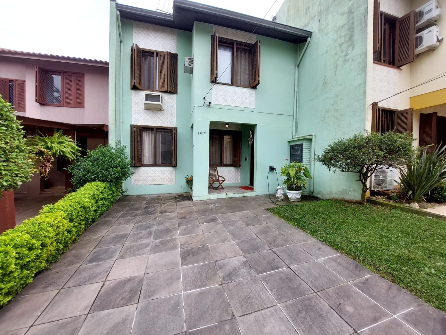 Casa, 4 quartos, 130 m² - Foto 1