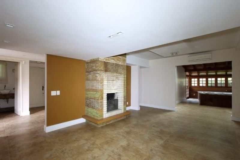 Casa para alugar com 3 quartos, 495m² - Foto 5