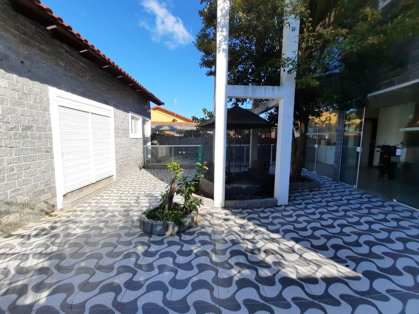 Casa, 4 quartos, 242 m² - Foto 22