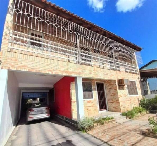 Casa, 4 quartos, 330 m² - Foto 1