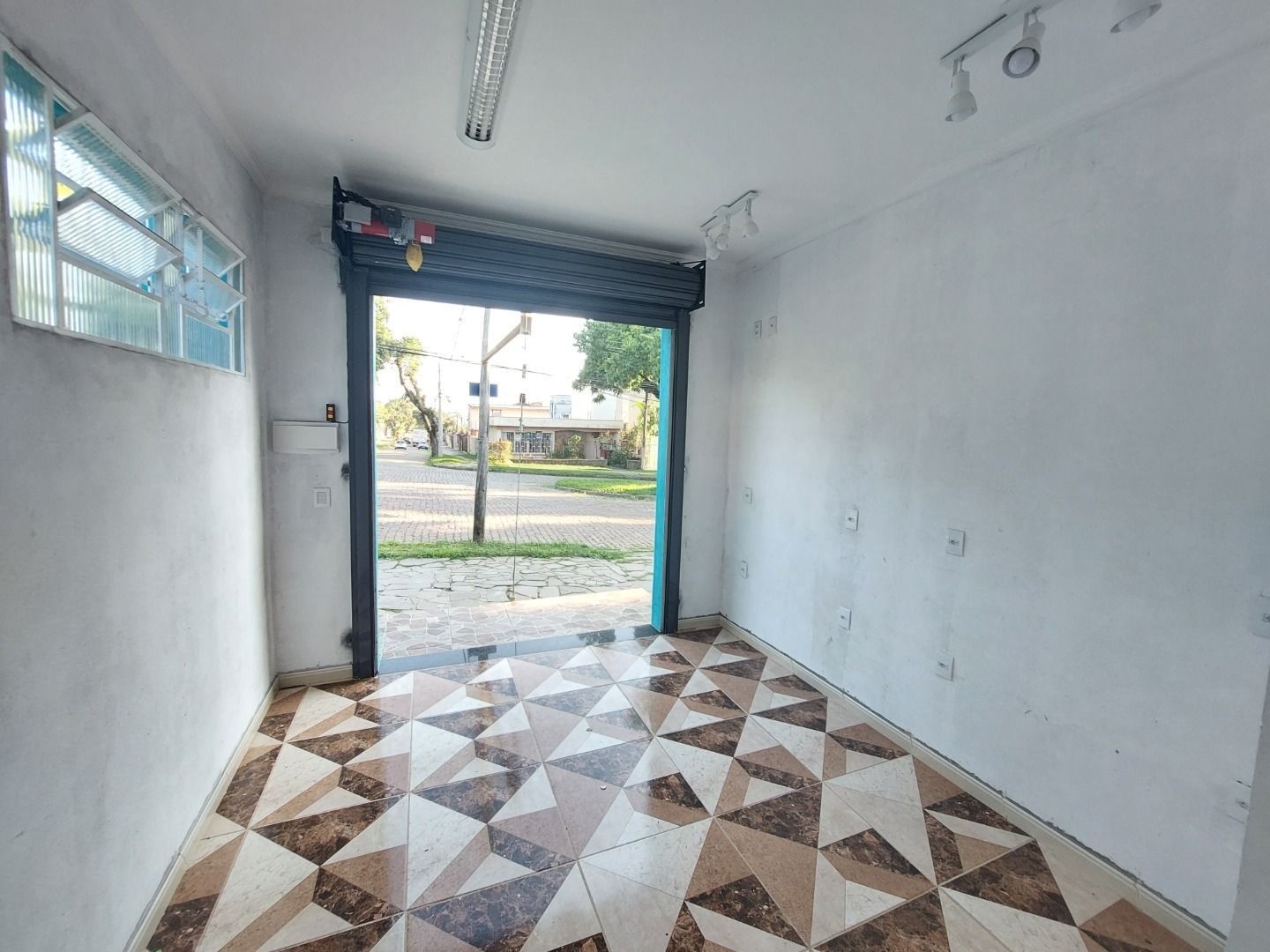 Loja-Salão para alugar, 20m² - Foto 2