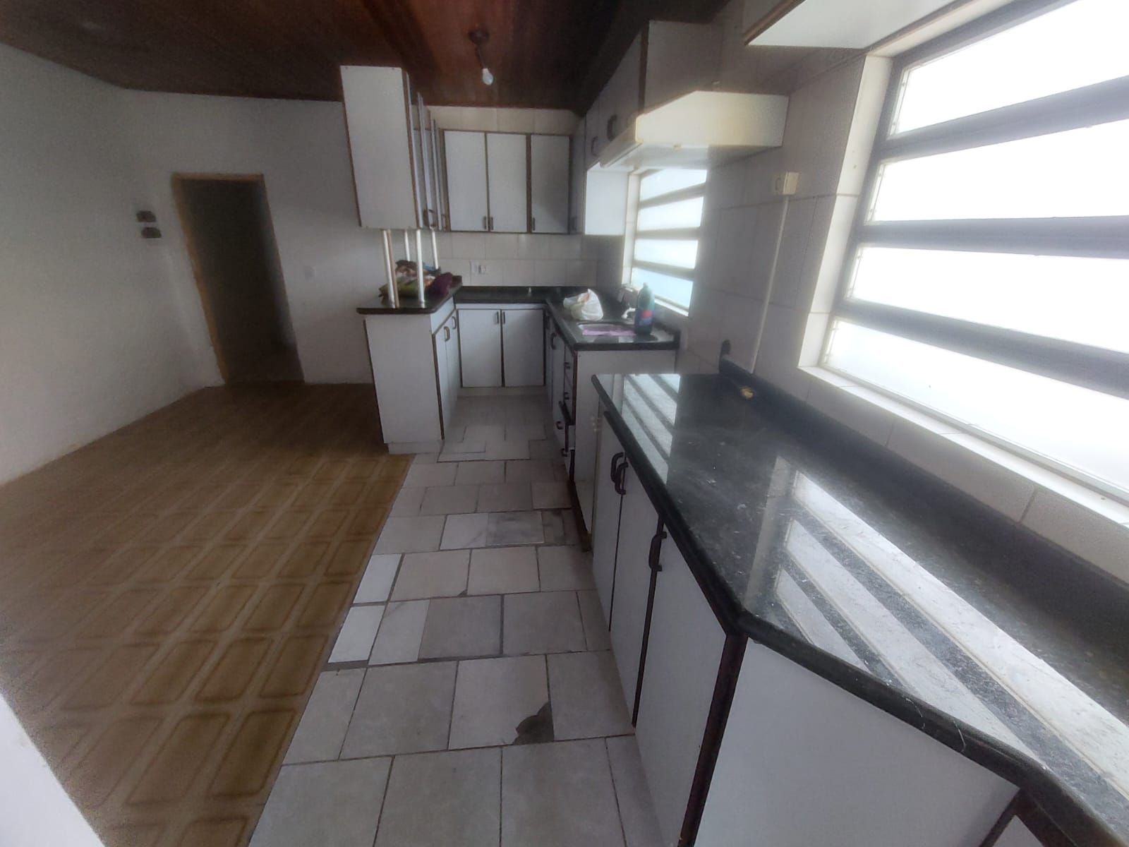Casa, 4 quartos, 250 m² - Foto 21