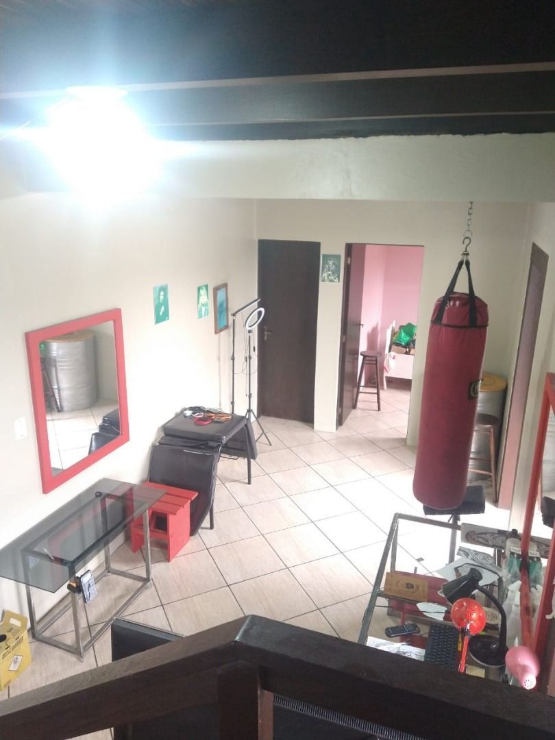 Casa à venda com 5 quartos, 350m² - Foto 48