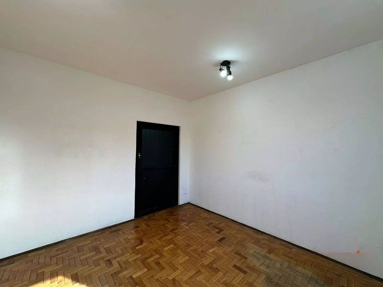 Conjunto Comercial-Sala para alugar com 1 quarto, 25m² - Foto 2