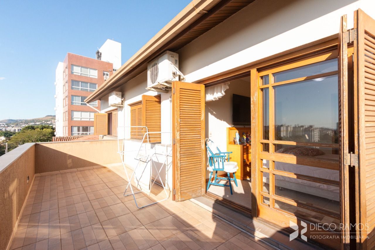 Casa à venda com 4 quartos, 389m² - Foto 4