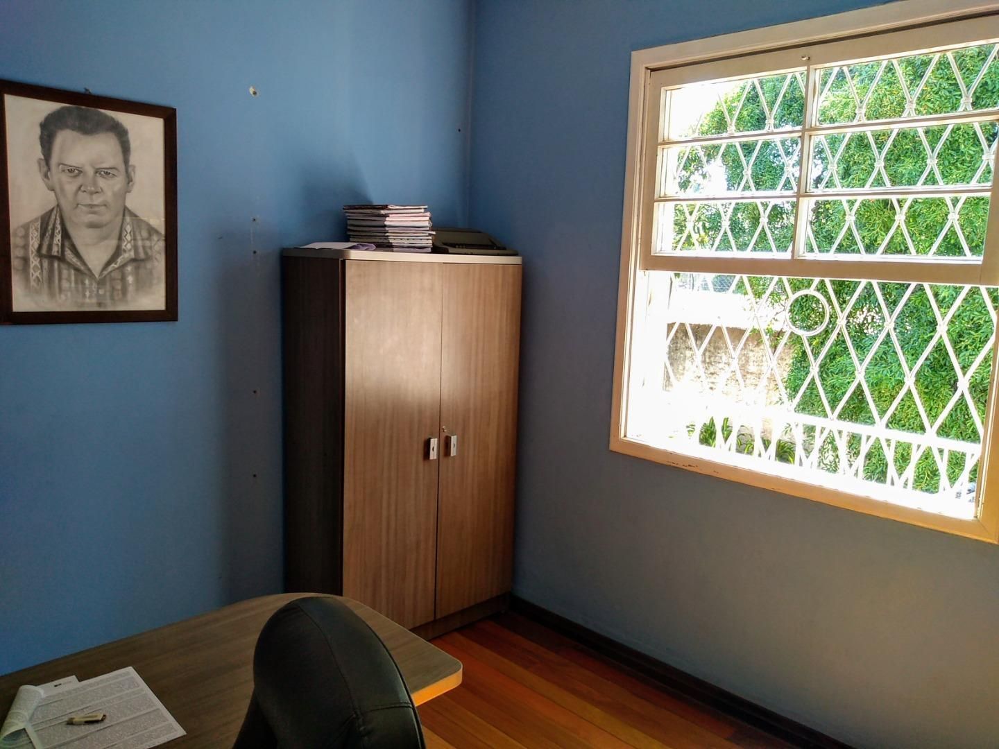 Casa, 6 quartos, 200 m² - Foto 32